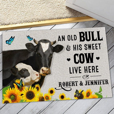 Personalized farm door mat - Strong bull and cute cow - Galaxate